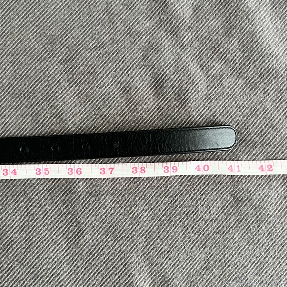 Gucci belt with OG box and dust bag - Picture 5 of 5